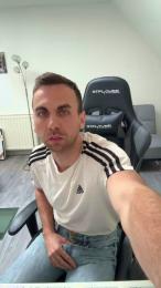 Runtasty96 webcam cam4 model stream image