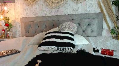 Mallory webcam model stream image