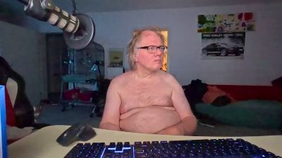 hotdogboy2 webcam model stream image