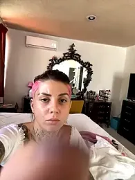 Izy_cute_ webcam model stream image