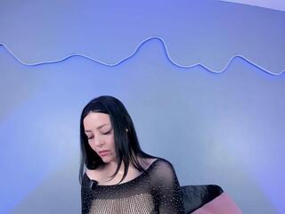 Bruna Valentino webcam model stream image