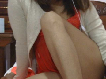 Mielly webcam model stream image