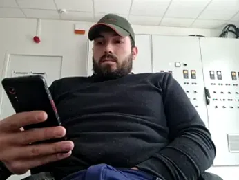 Instinctbrut webcam model stream image