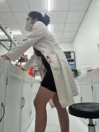 HinaLovely webcam model stream image