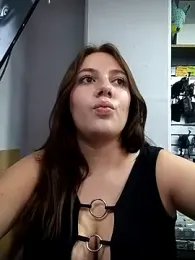 AriNights webcam model stream image