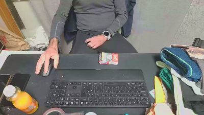 hucho40 webcam model stream image