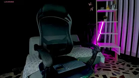 IsaacBlack_ webcam model stream image