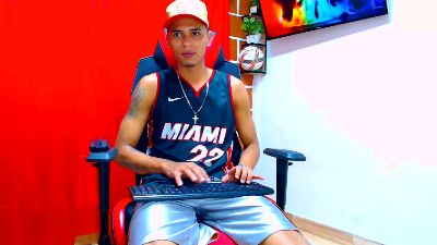 cristiantayron webcam model stream image