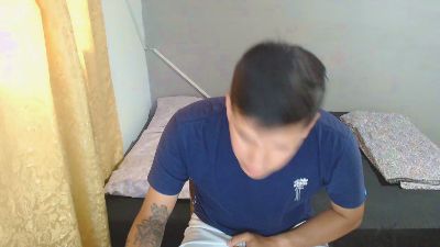 Infalible webcam model stream image