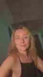 Foxygame webcam model stream image