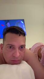 Hotmathews webcam model stream image