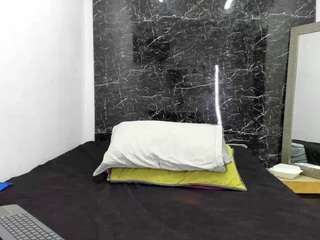 ada-brooke webcam model stream image