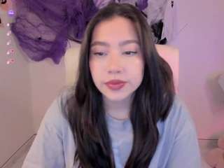 bubble-gum webcam model stream image