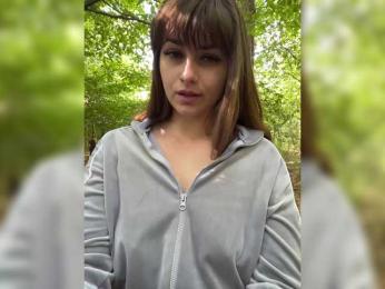 Cherrybabyyy webcam model stream image