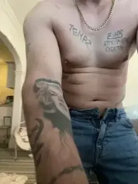 Yorkieboiiiiiii webcam model stream image