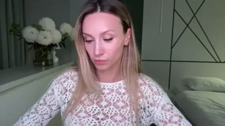 Alice_Wonders webcam model stream image