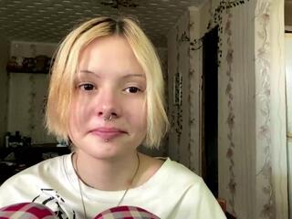 Rosaline Mynatt webcam model stream image