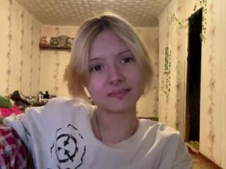 Rosaline Mynatt webcam model stream image