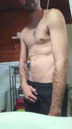 Alozito webcam model stream image