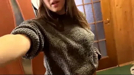 UnsentAle webcam model stream image