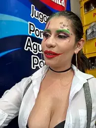 Alysson-- webcam model stream image