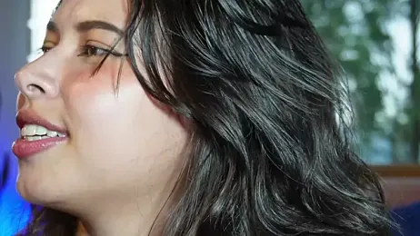 Kozzy_ webcam model stream image