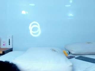 zenda-evans webcam model stream image