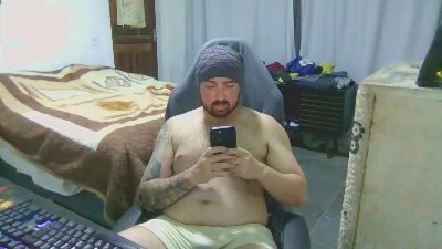 Umdoidoqualquer webcam model stream image