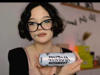 bb-Lisa webcam model stream image