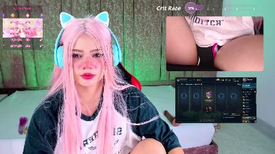 LilaPop_ webcam model stream image