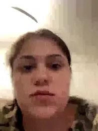 Layla- webcam model stream image