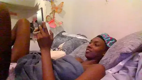 Her_ForbiddenGarden webcam model stream image