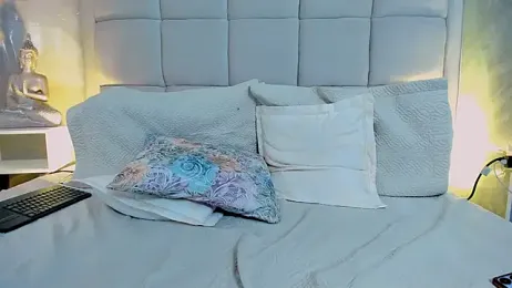 Hecatee_77 webcam model stream image