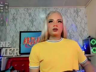 mayka-brunette01 webcam model stream image