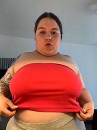 SummerTina webcam model stream image