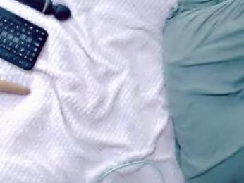 anne_julienne webcam model stream image
