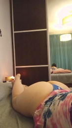 hotcurvi1 webcam model stream image