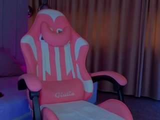 reina-cummingss webcam model stream image