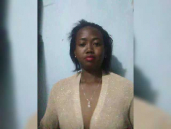 Tence webcam bongacams model stream image