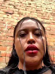 -Mia1 webcam stripchat model stream image