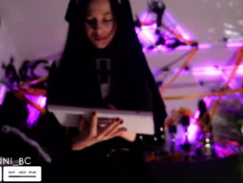 taanni_bc webcam model stream image