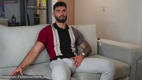 Derek_w webcam model stream image