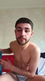 simon_37 webcam model stream image