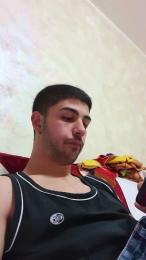 simon_37 webcam model stream image