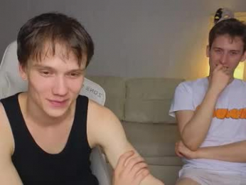 pupsenish webcam model stream image