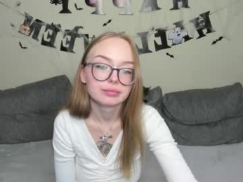 shy_suchka webcam model stream image