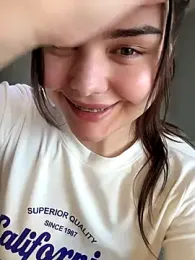 NikaMur webcam model stream image