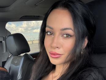 RaqueleGrace webcam model stream image