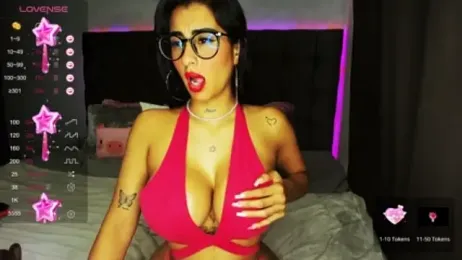 lovely_violet13 webcam model stream image