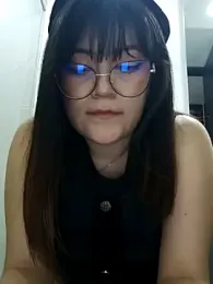 Sakura_0505 webcam model stream image